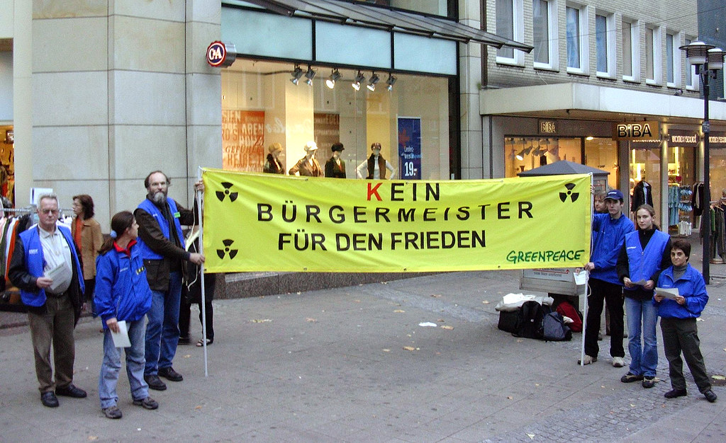 Symbolbild zum Thema Demos aus der Straße als Feedbackschleife